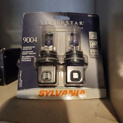 SYLVANIA 9004 SilverStar Halogen Headlight Bulb 2pk