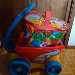 Like New   Wagon That Dumps And Big Bag Of Mega Blocks 