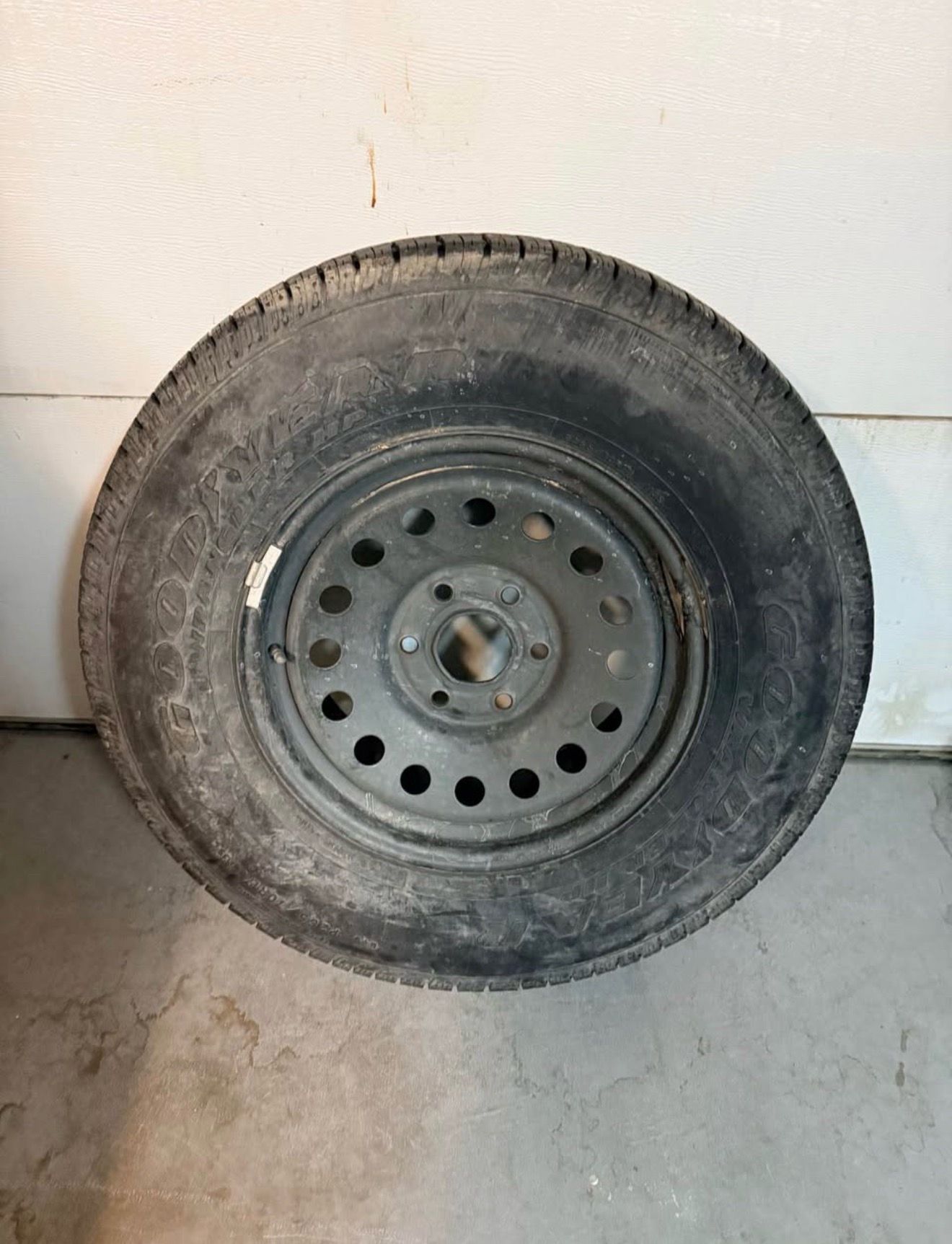 GMC tire