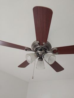 Lighted Ceiling Fan 