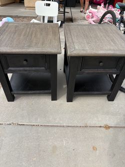 Pair of Two-Tone Nightstands with Drawer