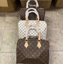 Handbags 