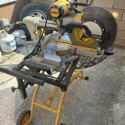 Dewalt 12 Mitre Saw And Stand