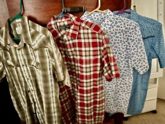 Shirts men’s medium