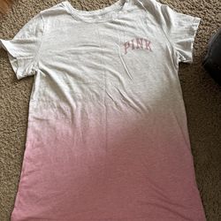 Women’s Victoria secret t-shirt, gray to pink LARGE, new