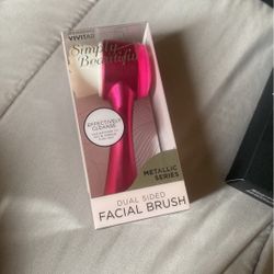 Facial Brush 