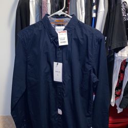 CLOTHES Button Up