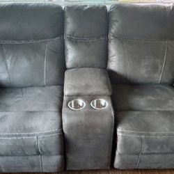 Power Reclining Loveseats 