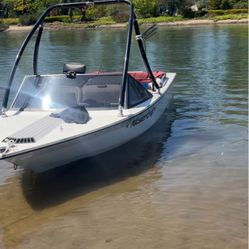 1986 Mastercraft Ski Boat 