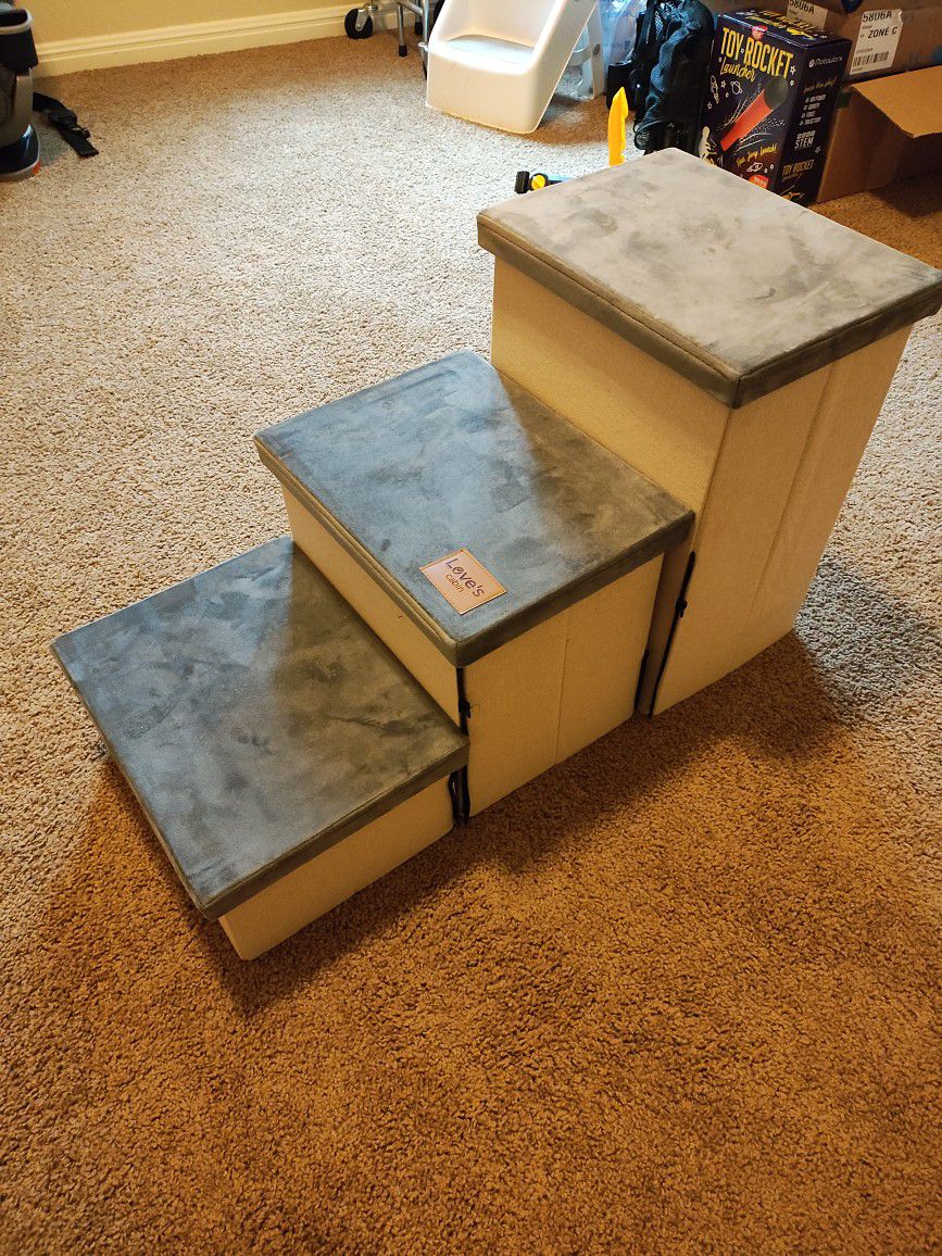 Love's Pet Stairs/Storage Boxes
