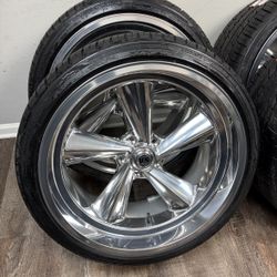 New US MAGS 22x10.5 all around. NOT STAGGERED