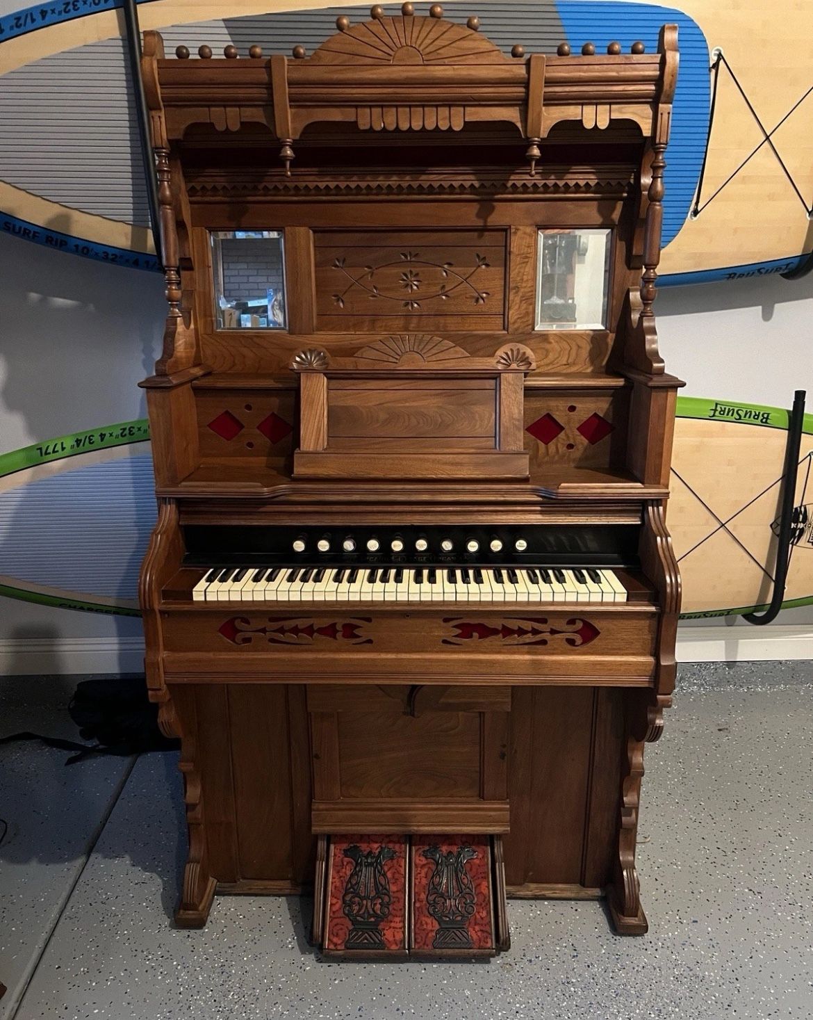 Antique Chicago Cottage Organ Co. Pump Reed Organ Circa 1890s w/Oak Cabinet