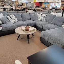 Larkstone Pewter 4-Piece Large LAF Sectional same day delivery ❤️$3149