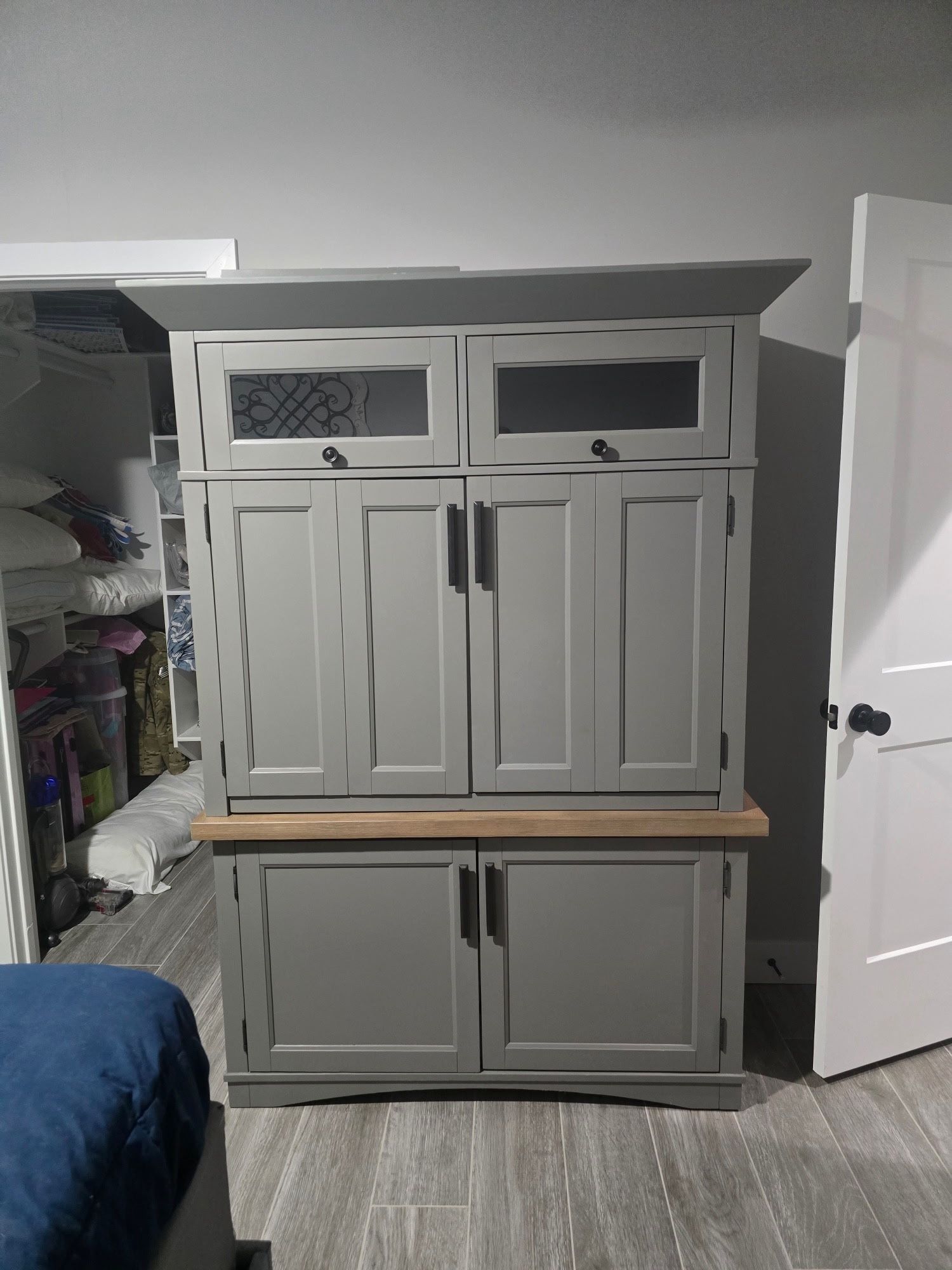 Armoire - Cabinet - Desk