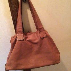 Women’s Pallid Leather Handbag 
