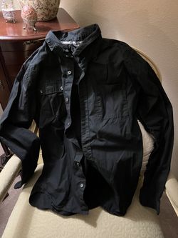Black Shirt M