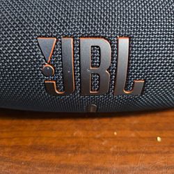 JBL Charge 5