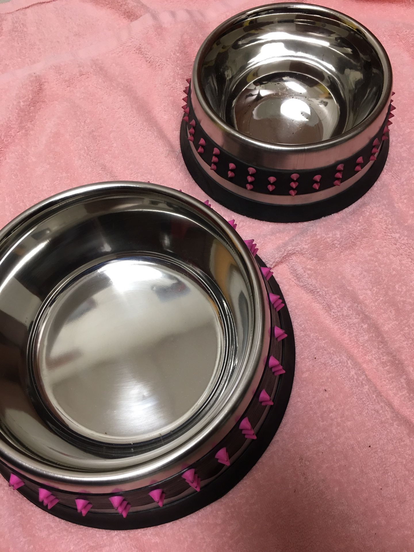 Stainless steal spill proof dog bowls