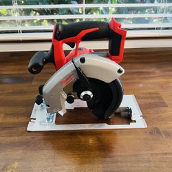 Milwaukee Circular Saw