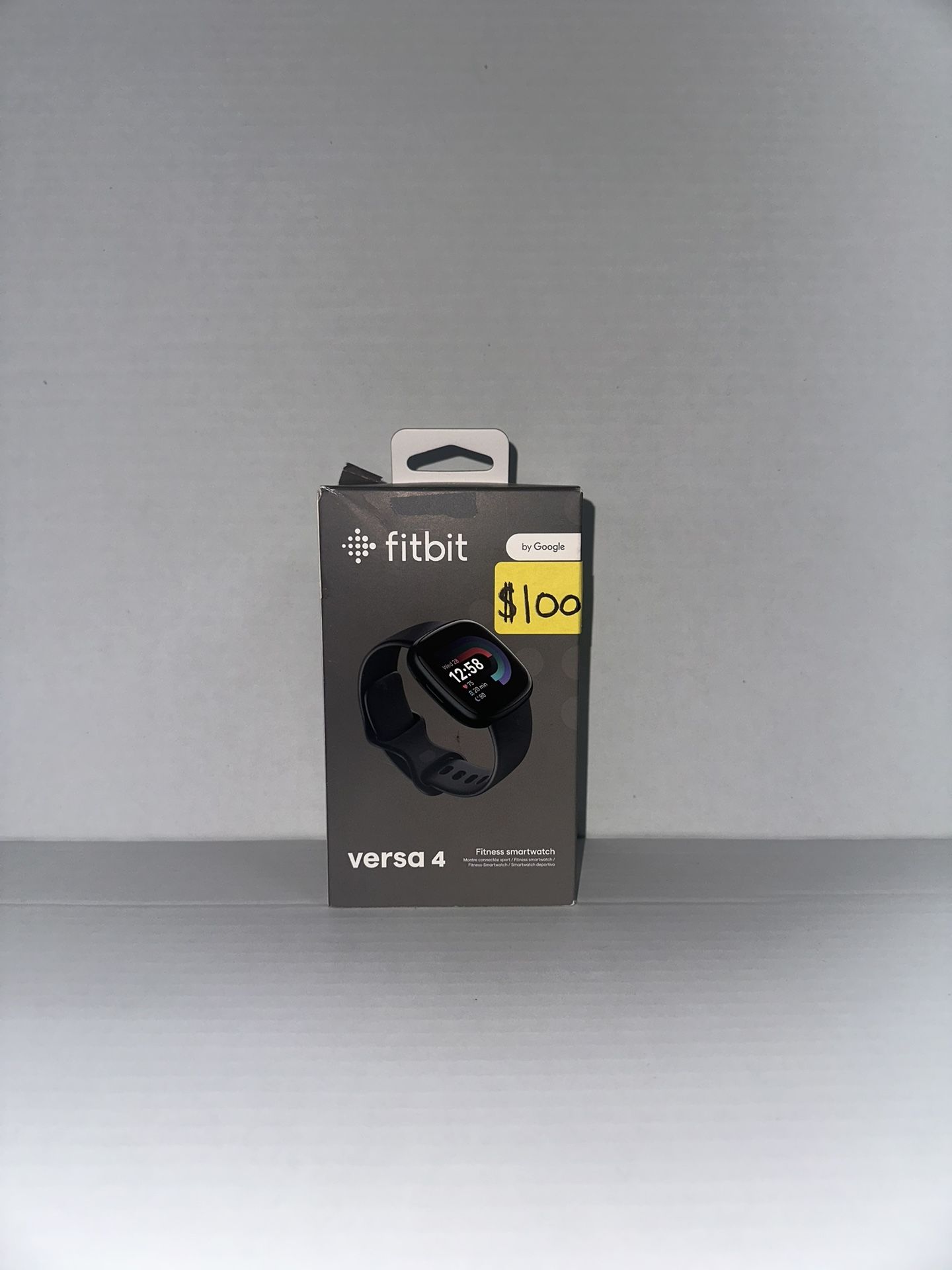 Fitbit Versa 4 Fitness Smartwatch