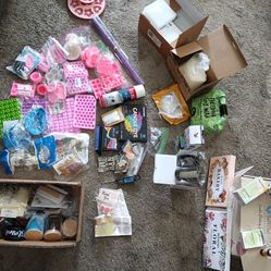 Candle Making Kit Bundle – Molds, Wax, Oils, Supplies (Everything Included)