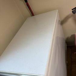 Freezer General Eletric 37x21  33 Long 