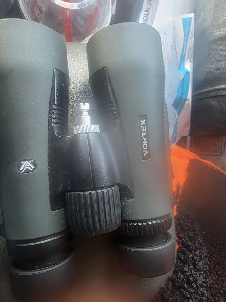 12×50 Diamondback Hd Vortex Binoculars