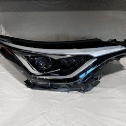 2020-2022 Toyota C-HR Right Headlight