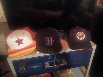 Snapbacks