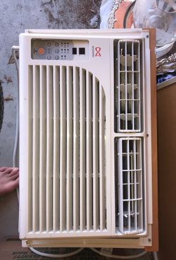 Daewoo Window A/C Unit