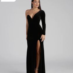 Cheyenne Formal One-Shoulder Velvet Dress
