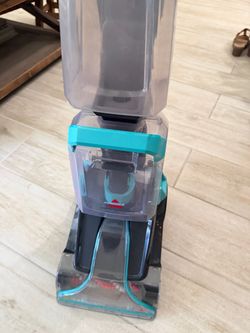 Bissell turbo carpet cleaner. Used in excellent condition