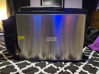 Power On Board Travel Cooler