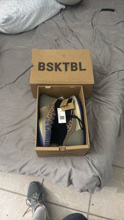Yeezy Shoes