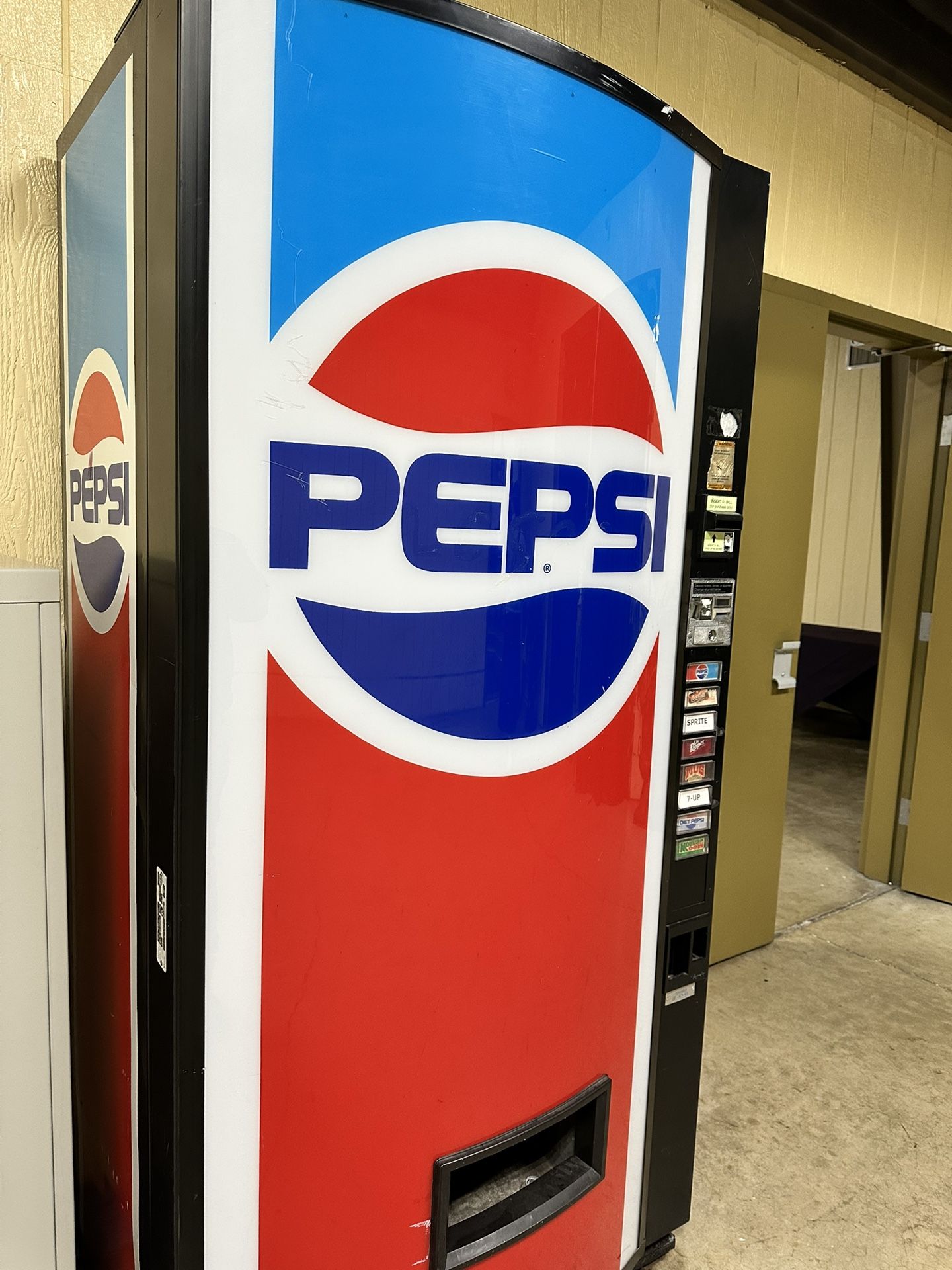 Pepsi Machine