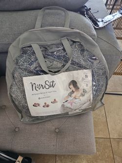 Nursing pillow