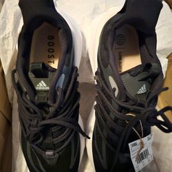 ADIDAS ALPHA BOOST V1