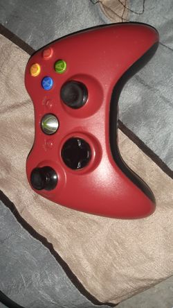 Xbox 360 controller with battery packs
