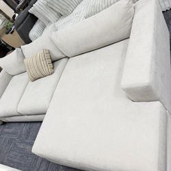 Oversized chaise , L-Shape sofa , same day delivery 🚚, no credit needed