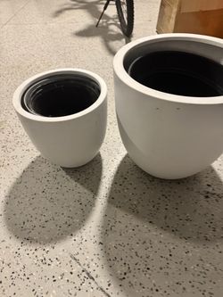 White Modern Plant Pot