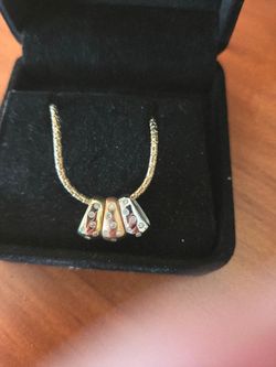 Orabella Tri-Color Gold Pendant Necklace