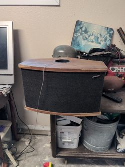 Pair Of Speakers Bose 901 V Series Walnut Color Some Little Damage