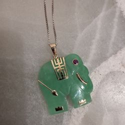 Jade Elephant Pendant With Vintage Box Chain 26" 14k 