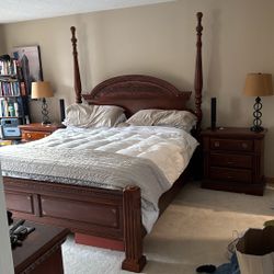 Bedroom Set. Five Piece.