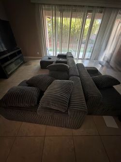 Black four piece Sectional cloud Couch Black four piece Sectional cloud Couch