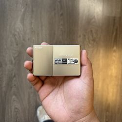 Vintage Nikon COOLPIX Compact Digital Camera Digi Cam