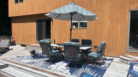7-piece outdoor dining set with 6 chairs