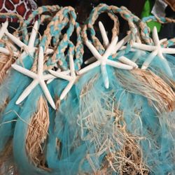 FREE Beach Wedding Decor 