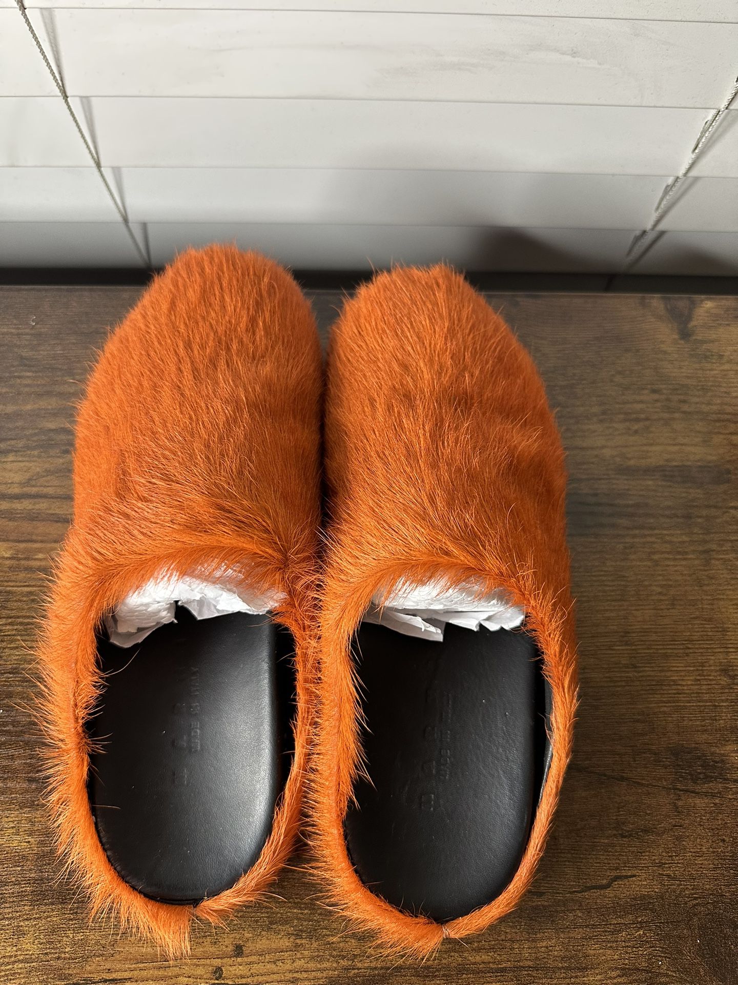 orange marni fur slides for Sale in Houston, TX - OfferUp
