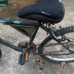 Jackal 18 Speed Bike 